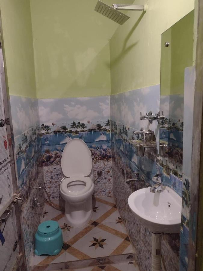 Oyo 83936 Chaudhary Guest House Bulandshahr エクステリア 写真